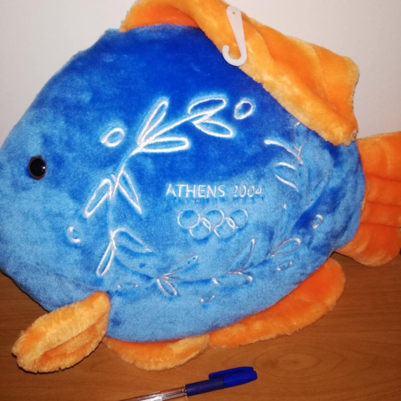 Mascot Olympic games, Athens 2004, beach volley