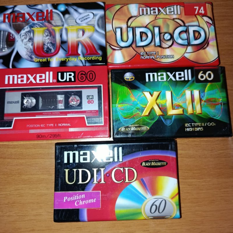 Lot of 11 sealed cassettes,tapes,  Maxell, all different