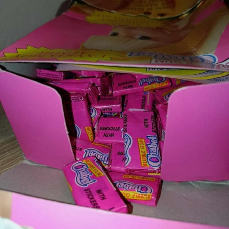 Rare box of about 150 sealed bubble gums, Chabel, Feber