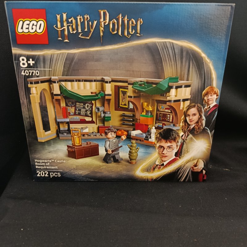Lego Harry Potter Hogwarts Castle Room of Requirement 4077