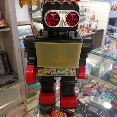 Saturn the 13"" giant robot,Kamco 80's ,no1981 χωρις κουτι