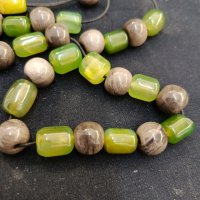 Κομπολόι απο νεφριτη jade και κεραμικο