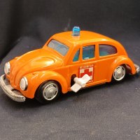 Vintage Ελληνικό αυτοκινητακι wind up, volkswagen, ασθενοφόρο